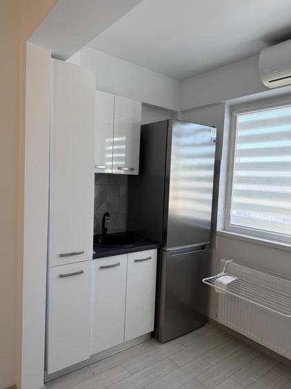 Apartament cu 2 camere semidecomandat, mobilat în Chiajna