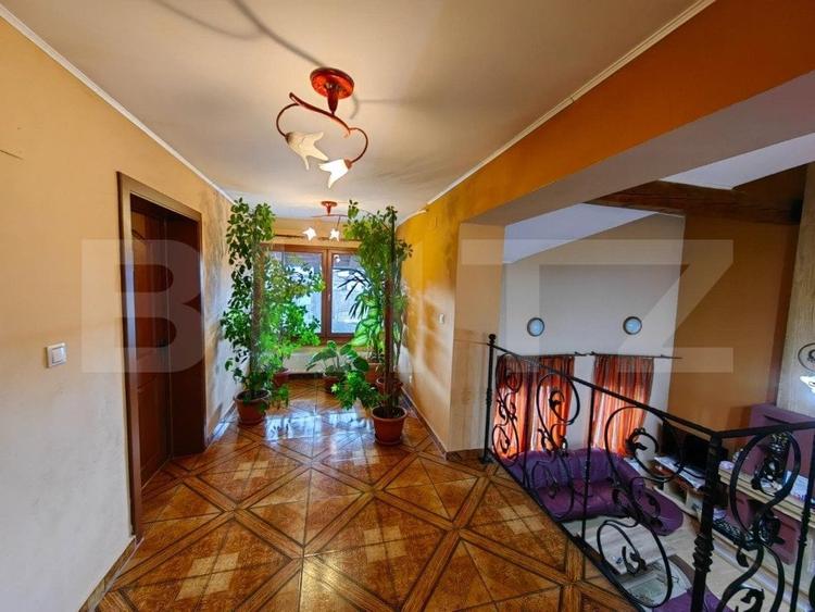 Casă individuală cu 4 camere cu Garaj în Oarda