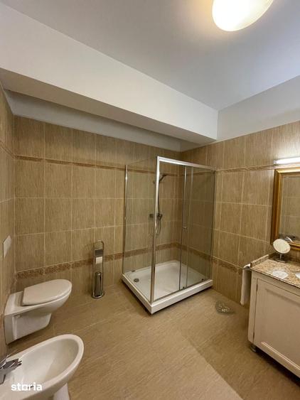 Apartament 2 camere/ Balcon ?i garaj / - 4