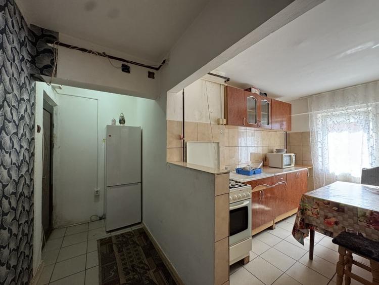 Apartament cu 2 camere semidecomandat în Mihail Kogălniceanu