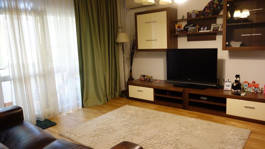 Apartament cu 2 camere decomandat în Vitan Mall