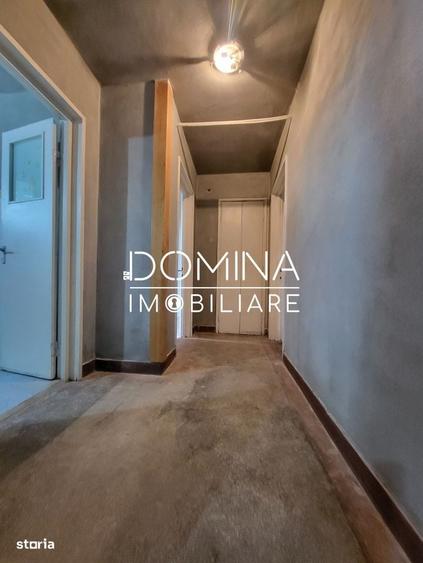 Apartament cu 3 camere semidecomandat în 1 Mai