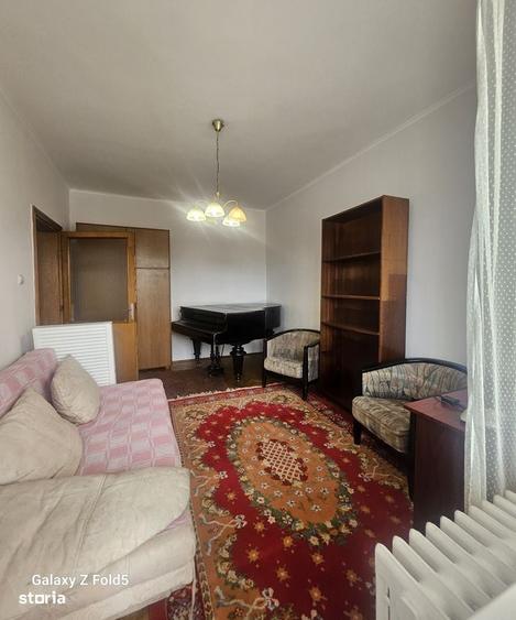 Apartament cu 3 camere decomandat în Ultracentral