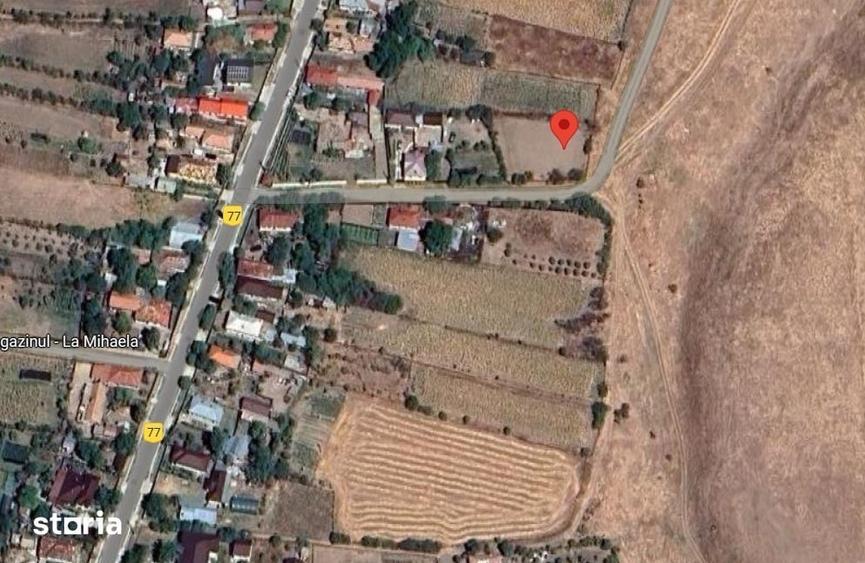 Casă cu 2 camere cu Teren 2648 Mp în Redea
