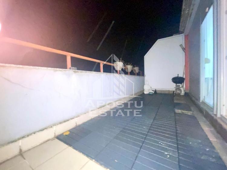 Apartament cu 3 camere decomandat, mobilat în UTA