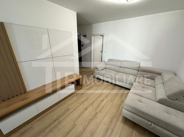 Apartament cu 3 camere semidecomandat în Libertății