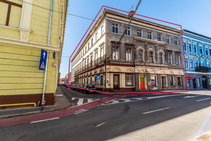 Proprietate specială, de 2,310 mp, în Central