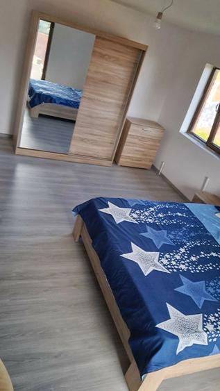 Vand casa la 10 km Bra?ov, detalii in privat 135.000 de euro Comuna Bod 120 mp ,teren 544 mp living - 7