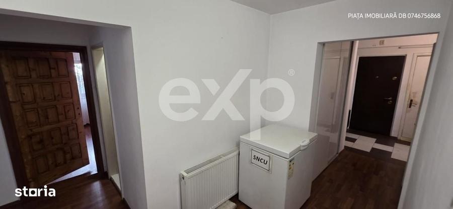 Apartament cu 4 camere decomandat în Central