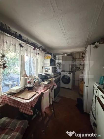 Casă cu 2 camere cu Teren 777 Mp în Breasta
