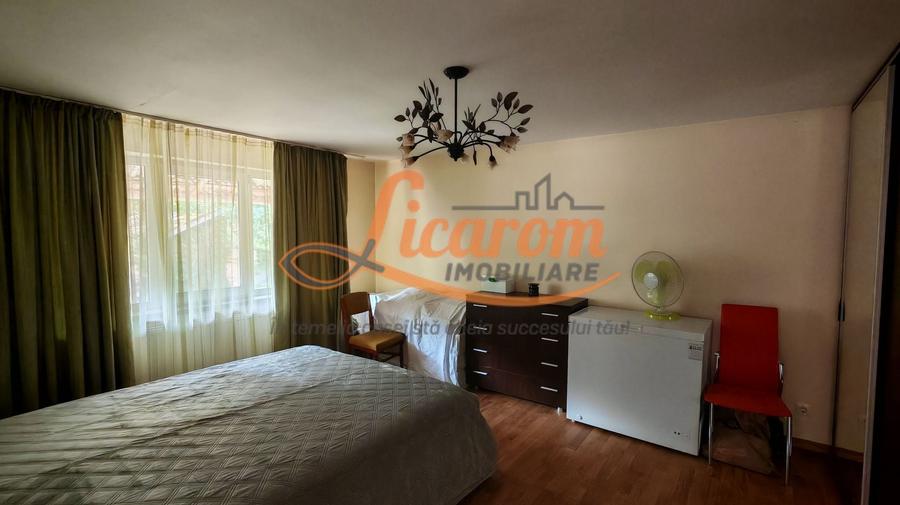 Apartament cu 2 camere decomandat, mobilat în Blumăna