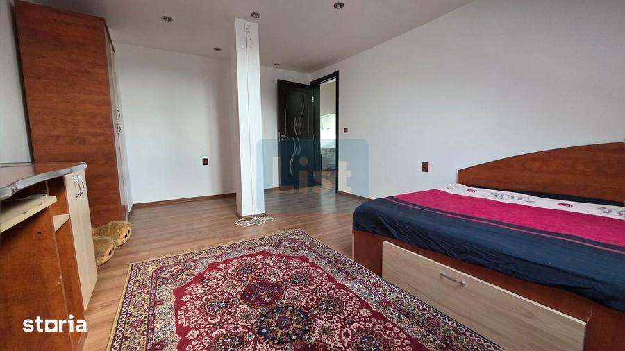 Casă cu 4 camere cu Teren 66.37 Mp în Central