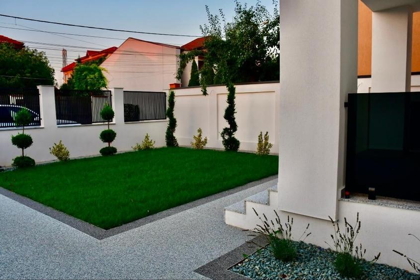 Casă individuală cu 5 camere cu Canalizare în Pipera