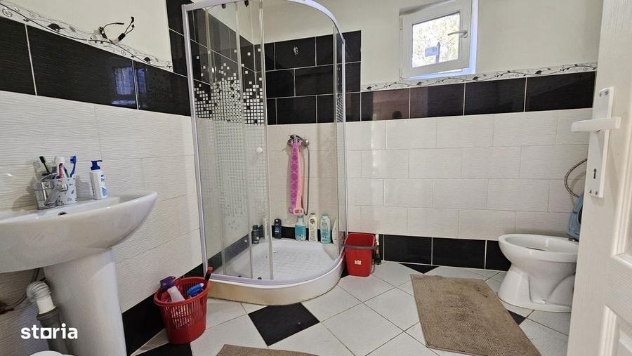 Casă cu 2 camere în Rediu