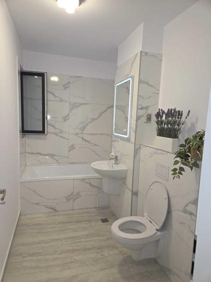 Apartament cu 2 camere decomandat în Dumbrăvița