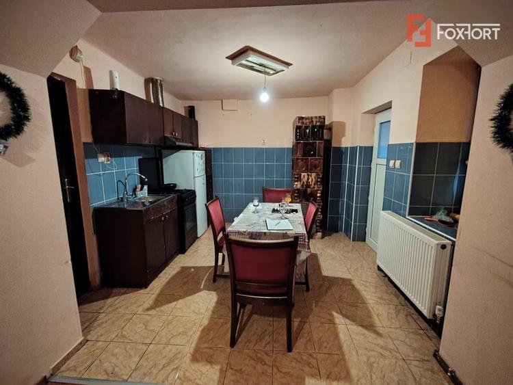 Casă individuală cu 3 camere cu Canalizare în Jimbolia