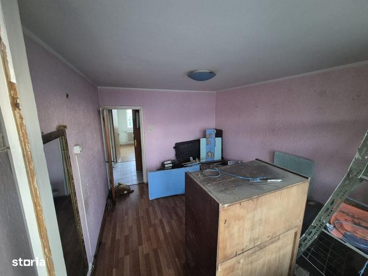 apartament 3 camere langa Metrou 1 Decembrie - 6