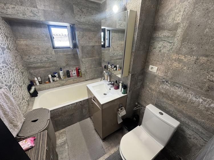 Apartament cu 3 camere decomandat în Ultracentral