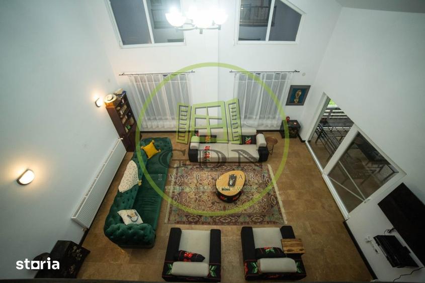 Casă cu 7 camere cu Teren 3515 Mp în Deda