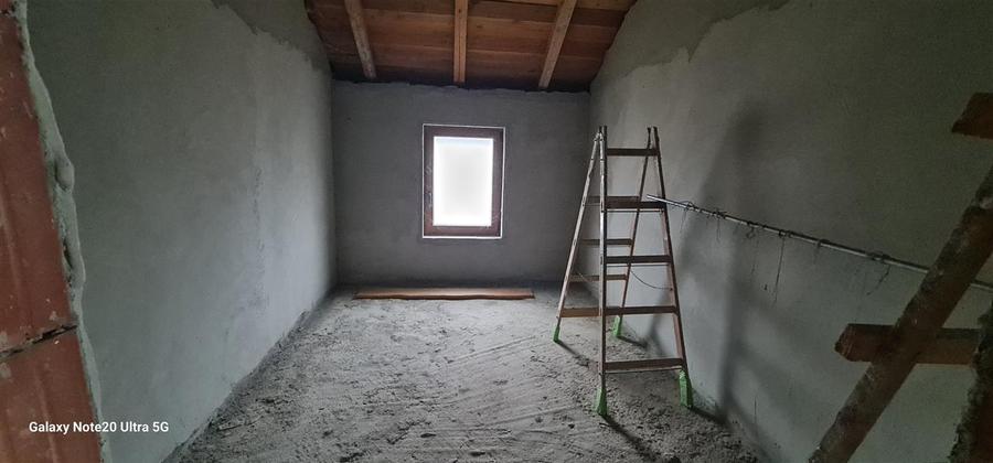 Casă individuală cu 6 camere cu Teren 923 Mp în Agrișu Mare