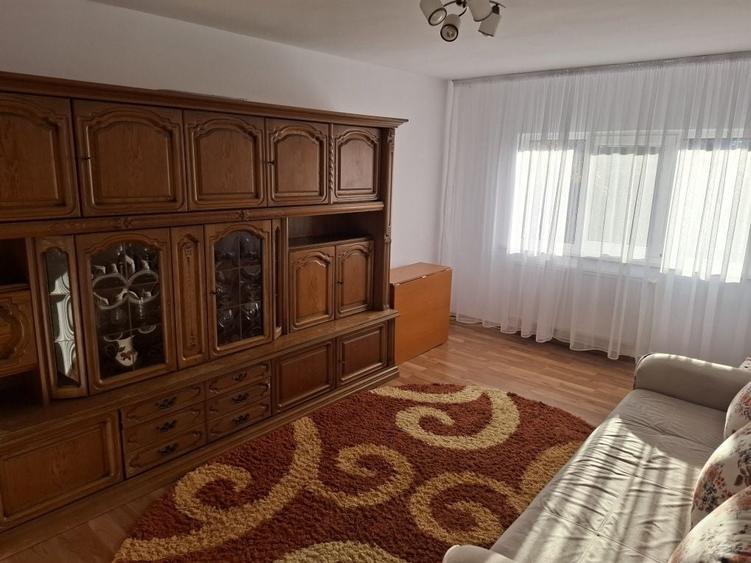 Apartament cu 2 camere decomandat în Sfântu Ilie