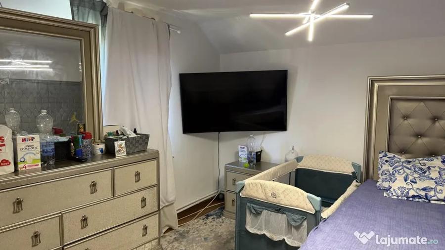 Casă cu 5 camere cu Teren 457 Mp în Ciorogârla
