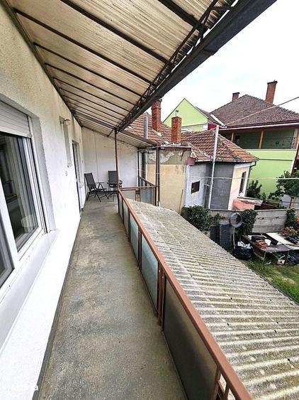 Casă cu 4 camere cu Teren 280 Mp în Central