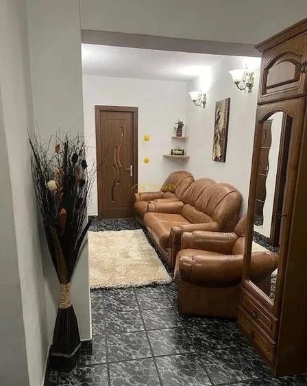 Apartament cu 3 camere decomandat în Semicentral