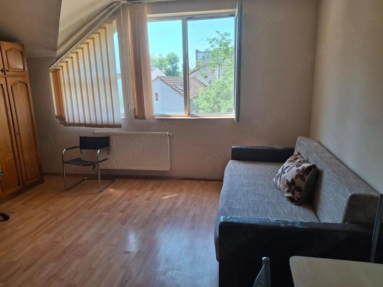 Apartament cu 2 camere semidecomandat în Cantemir