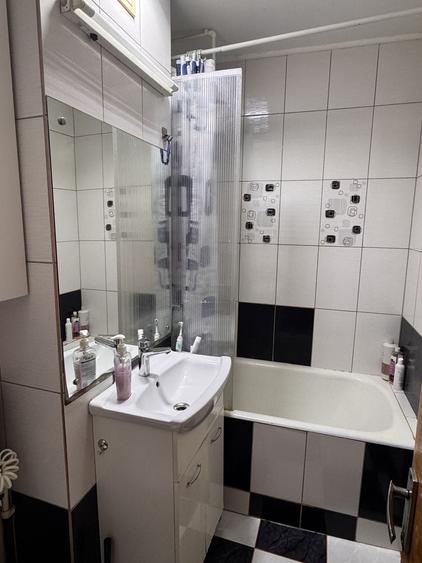 Garsonieră semidecomandată în Central
