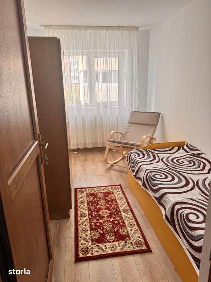 Apartament cu 4 camere decomandat în Unirii Sud