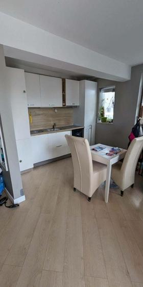 Apartament cu 2 camere semidecomandat în Florești