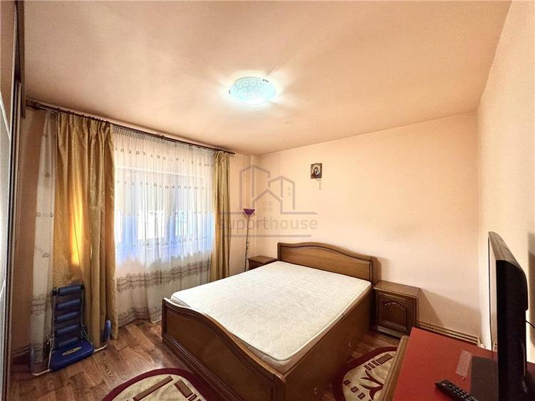 Apartament cu 3 camere decomandat în Cantacuzino