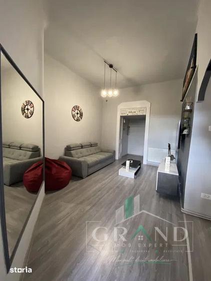 Apartament cu 3 camere, mobilat în Central