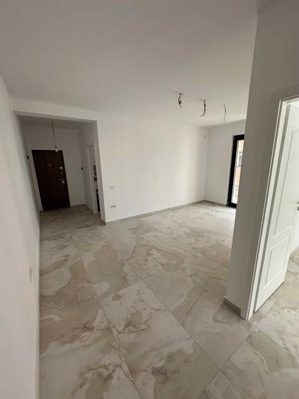 Apartament cu 2 camere decomandat în Giroc