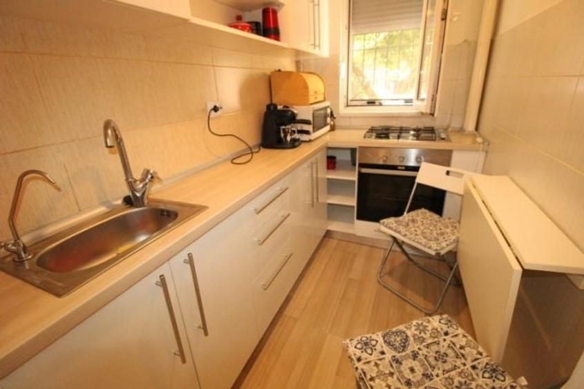 Apartament cu 2 camere decomandat, mobilat în Dorobanți