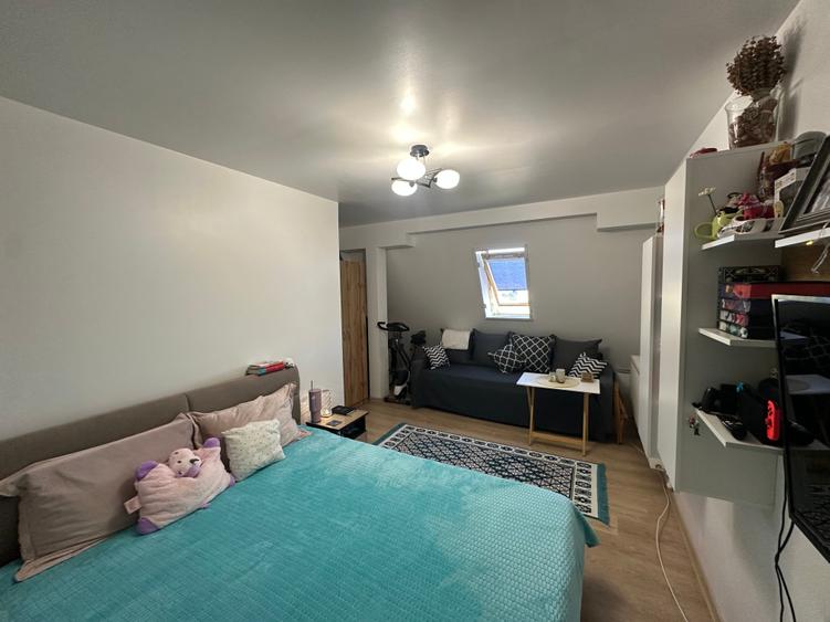 Apartament cu 3 camere decomandat în Brâncoveanu