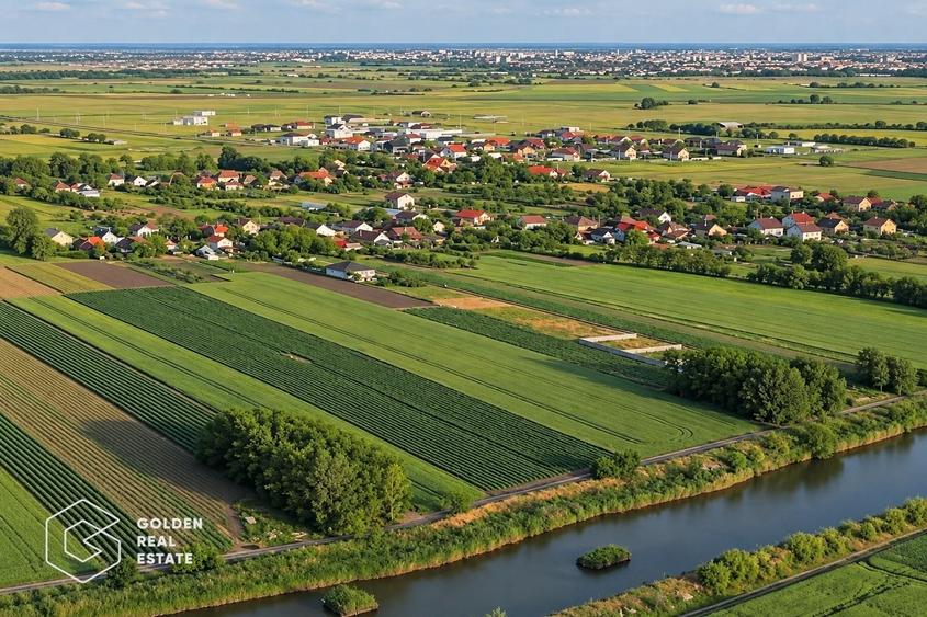 Teren Construcții intravilan de 400 mp, în Sânpaul