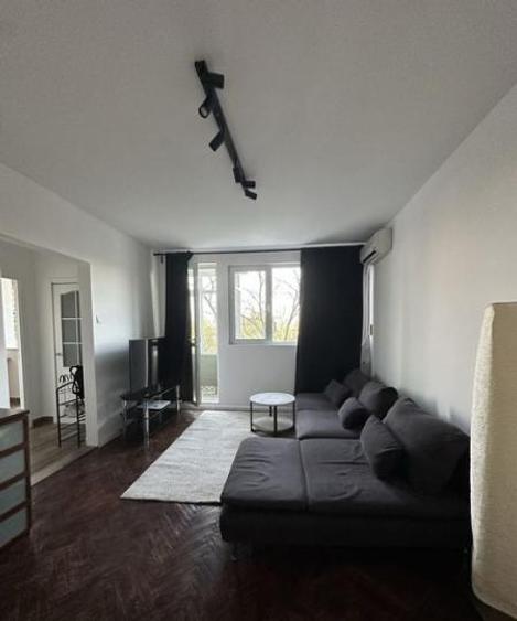 Apartament cu 2 camere semidecomandat în Grivița