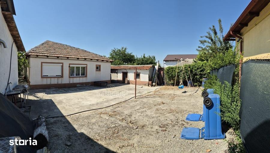 Casă cu 3 camere cu Teren 760 Mp în Valu lui Traian