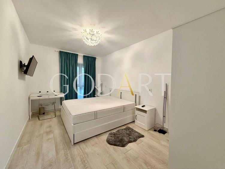 Apartament cu 3 camere decomandat în Domenii