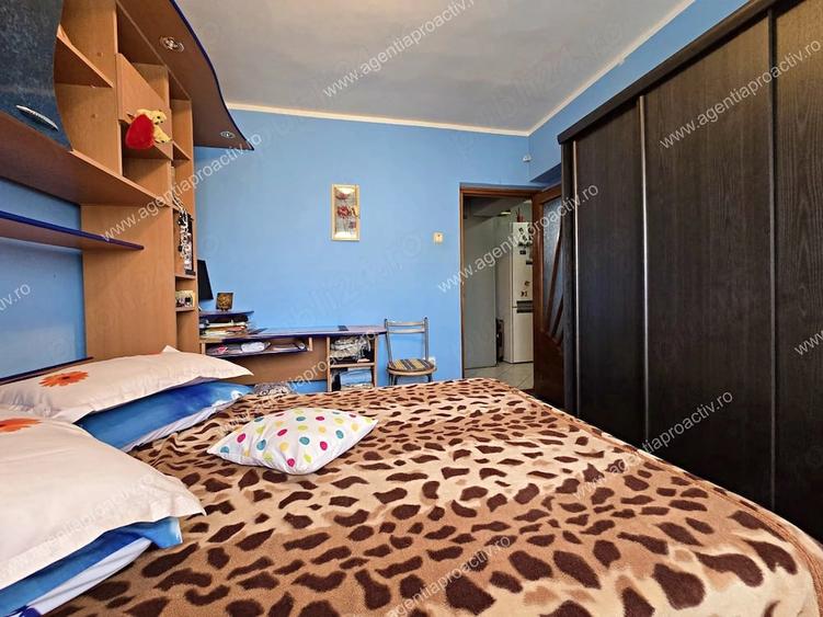Apartament cu 2 camere decomandat în Micro 18