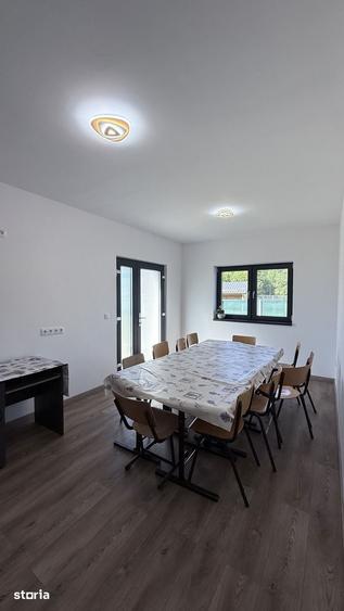 Casă cu 4 camere cu Teren 542 Mp în Central
