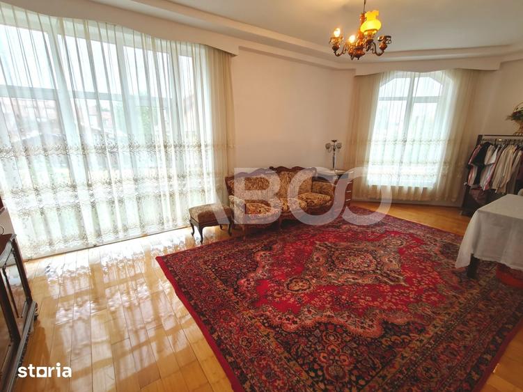 Casă cu 5 camere cu Teren 230 Mp în Turnișor