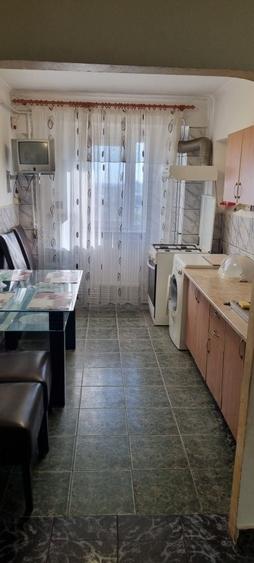 Apartament cu 2 camere decomandat în Ceardac