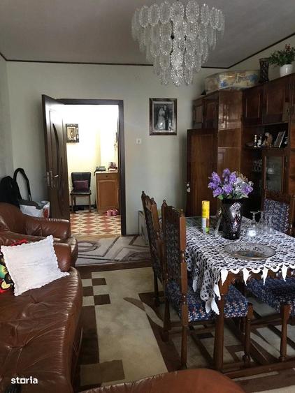 Apartament cu 3 camere decomandat, mobilat în Central