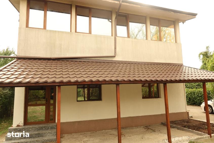 Casă cu 6 camere cu Teren 1141 Mp în Valea Călugărească