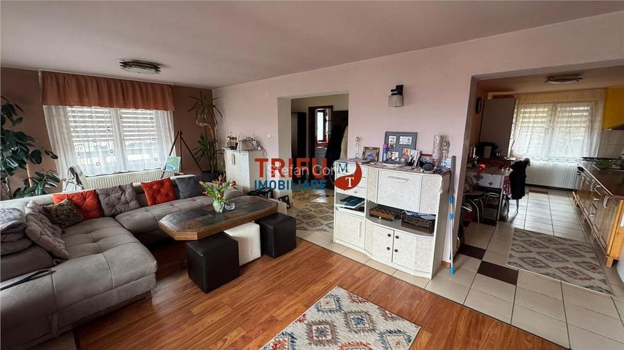 Casa de vanzare 4 camere Micesti partea stanga