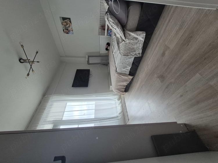 Apartament cu 2 camere decomandat în Lazu