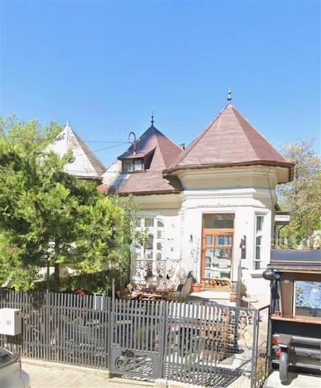 Vila  de vanzare  Copou, - 1